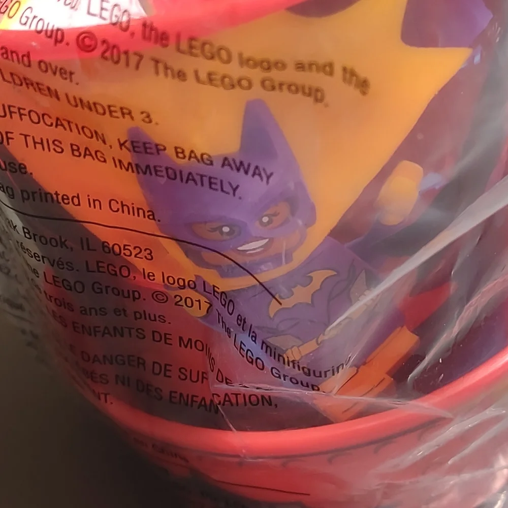 McDonald’s The Lego Batman Movie Red Cup and lid with Batgirl 2017 Happy Meal - Picture 7 of 7